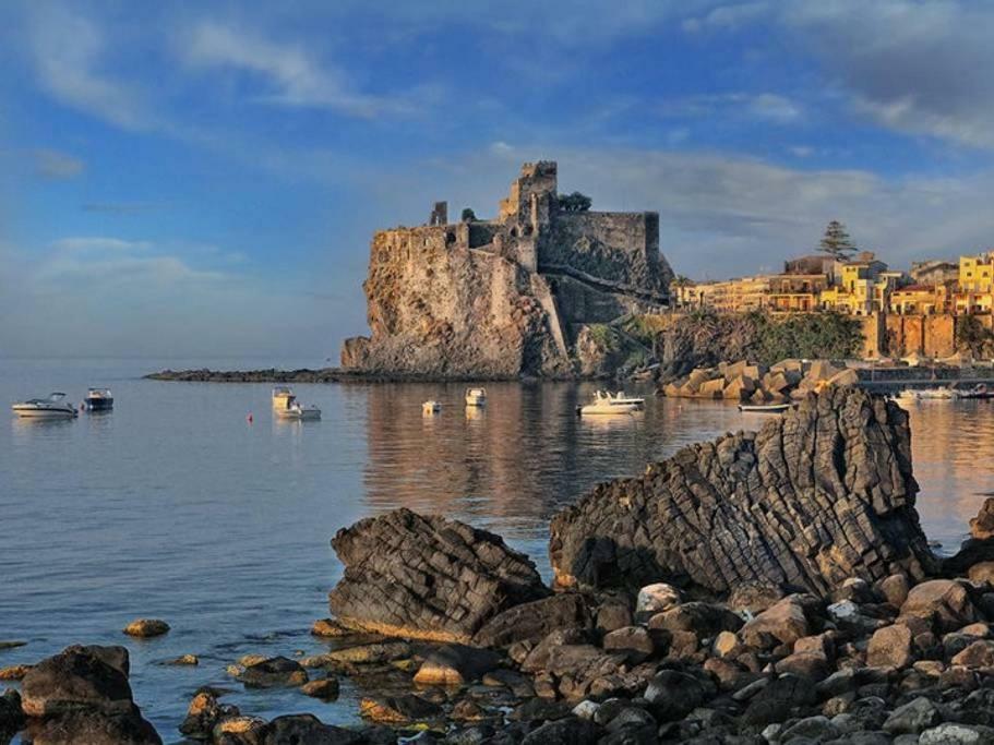 B&B Cesare'S Guests Aci Trezza Exterior photo